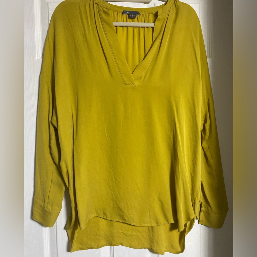 VINCE Silk Top